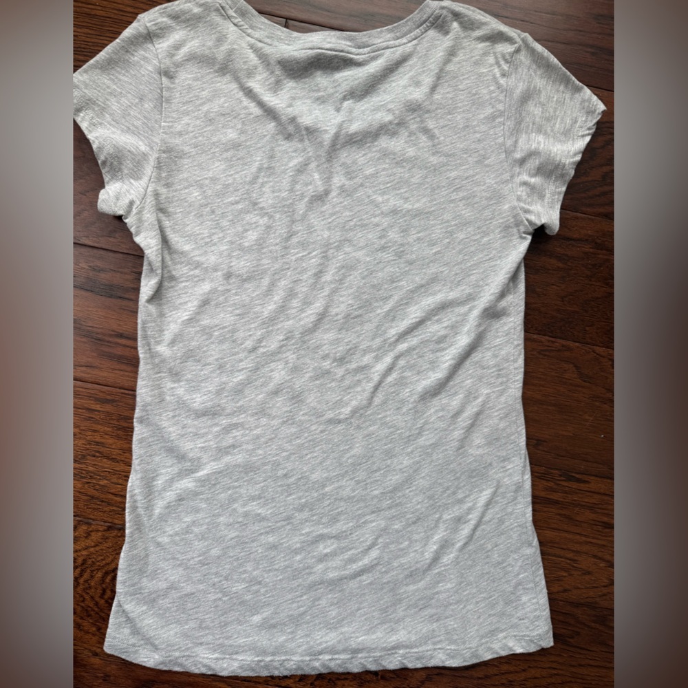 Disney Mickey & Pluto Graphic Tee Size M - Picture 3 of 4